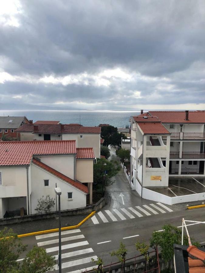Apartments With Private Parking Baška Voda Exterior foto